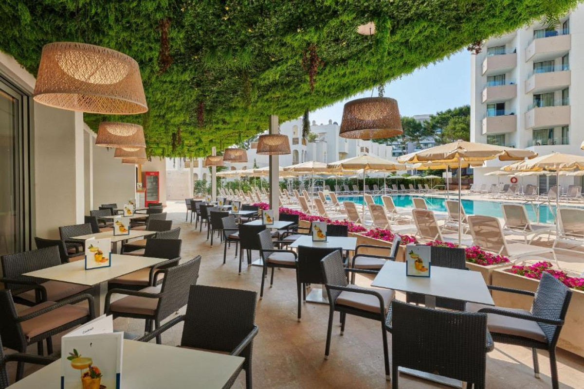 Hipotels Bahia Grande Aparthotel