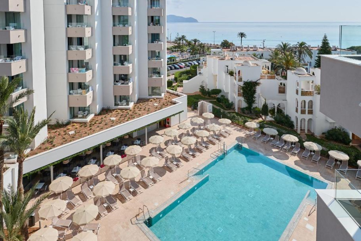 Hipotels Bahia Grande Aparthotel