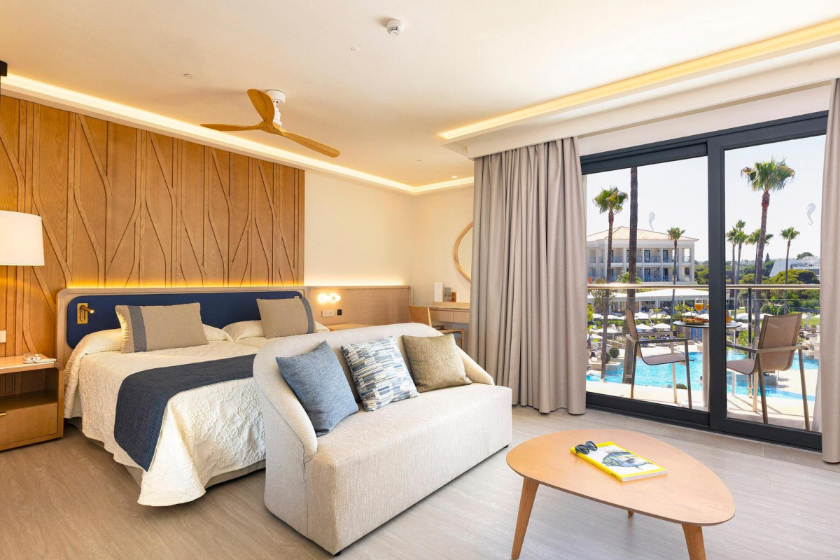 Hipotels Barrosa Palace & Spa