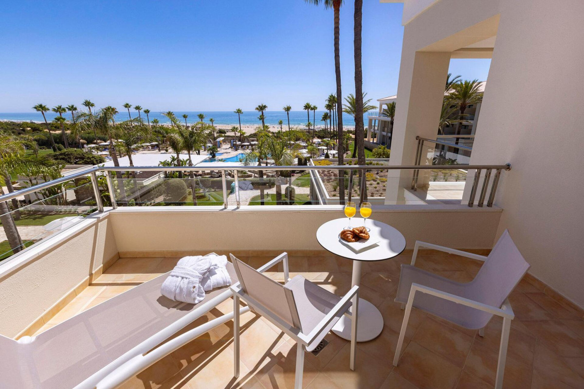 Hipotels Barrosa Palace & Spa