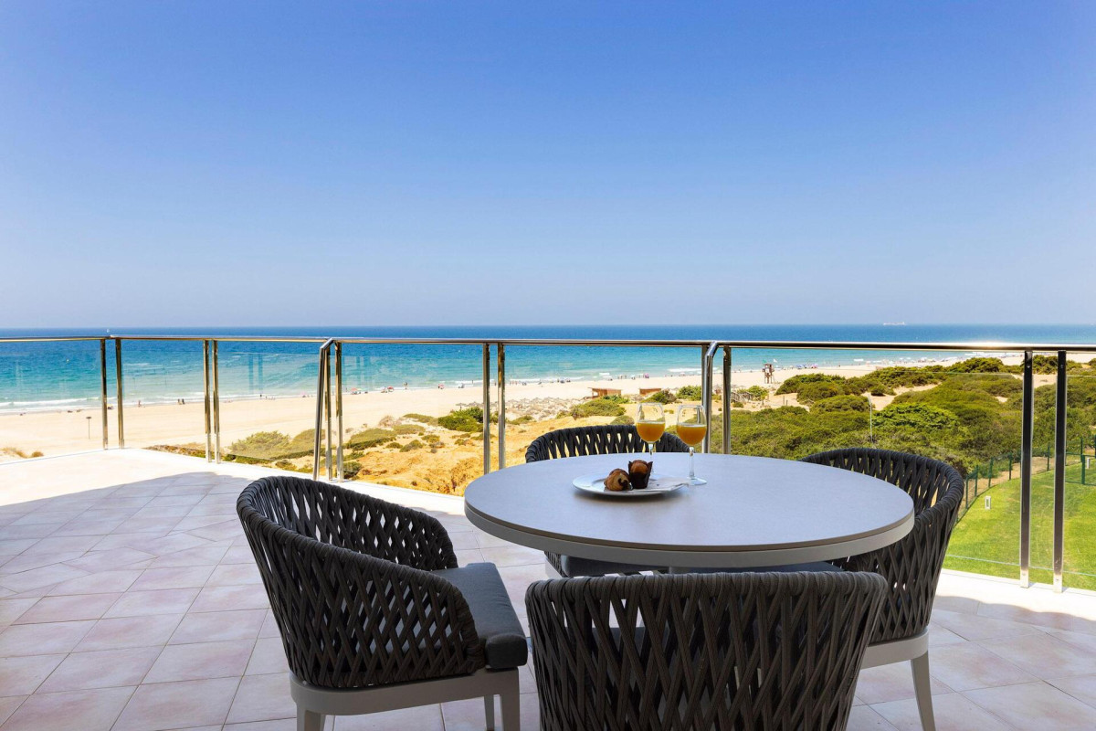 Hipotels Barrosa Palace & Spa