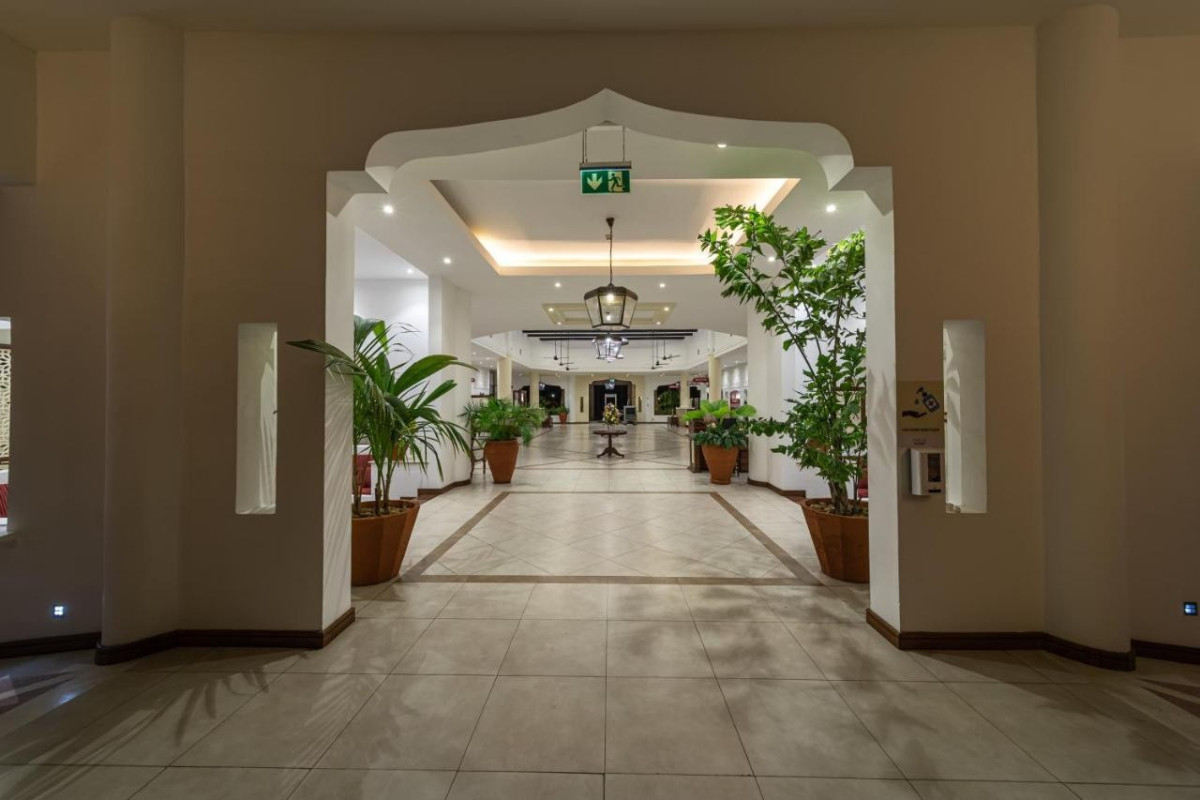 Prideinn Paradise Beach Resort