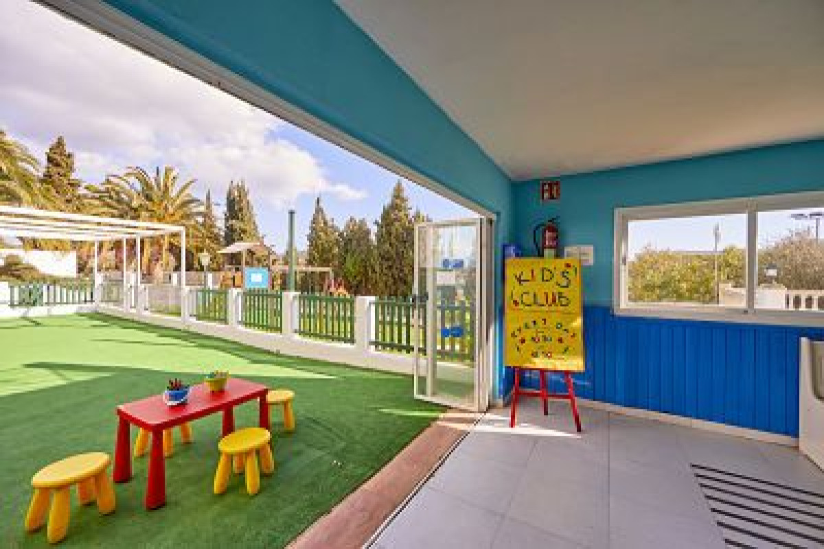Holiday Center