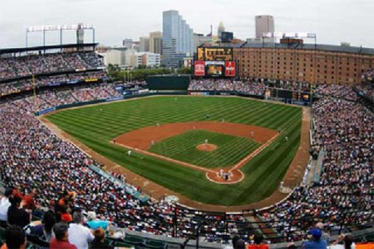 HOLIDAY INN EXPRESS BALTIMORE AT THE STADIUMS
