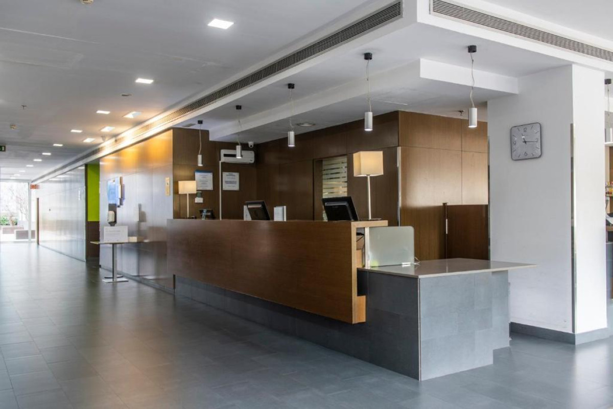 HOLIDAY INN EXPRESS BARCELONA CITY 22