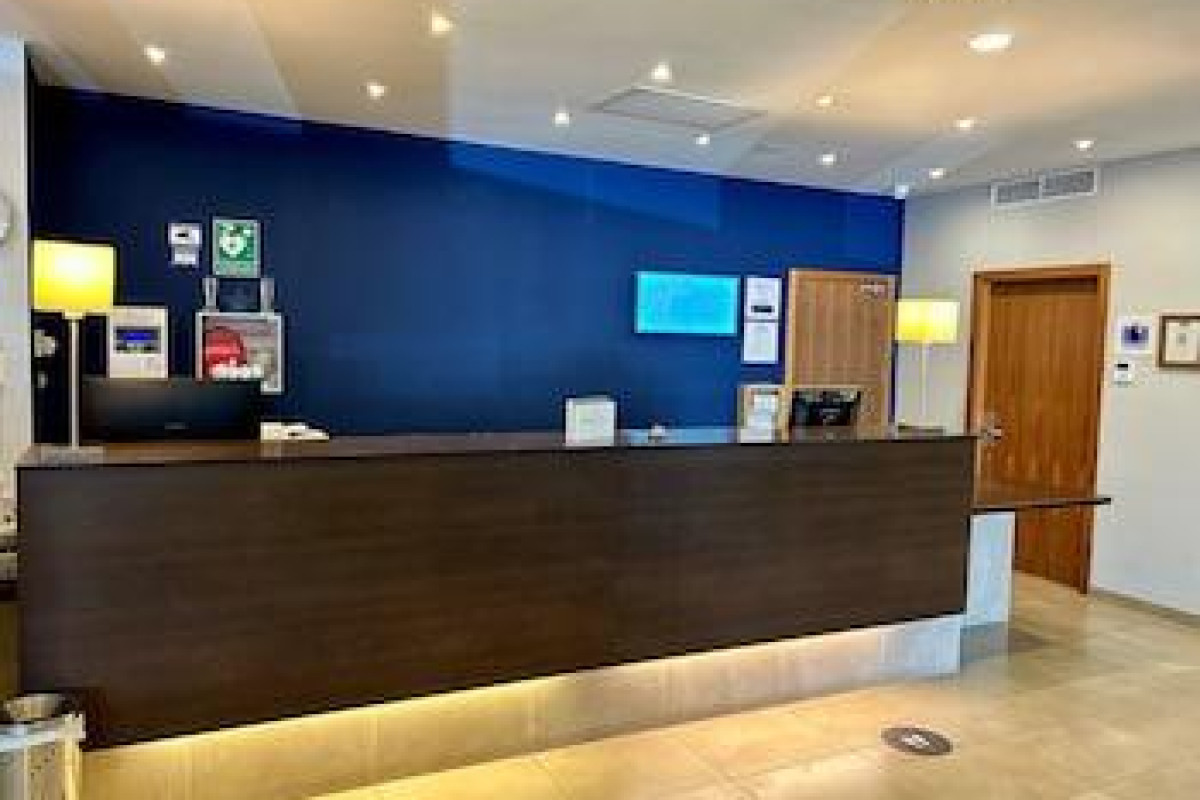 Holiday Inn Express Campo De Gibraltar - Barrios, An Ihg Hotel