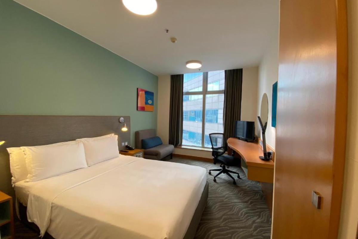 Holiday Inn Express Causeway Bay Hong Kong, an IHG Hotel