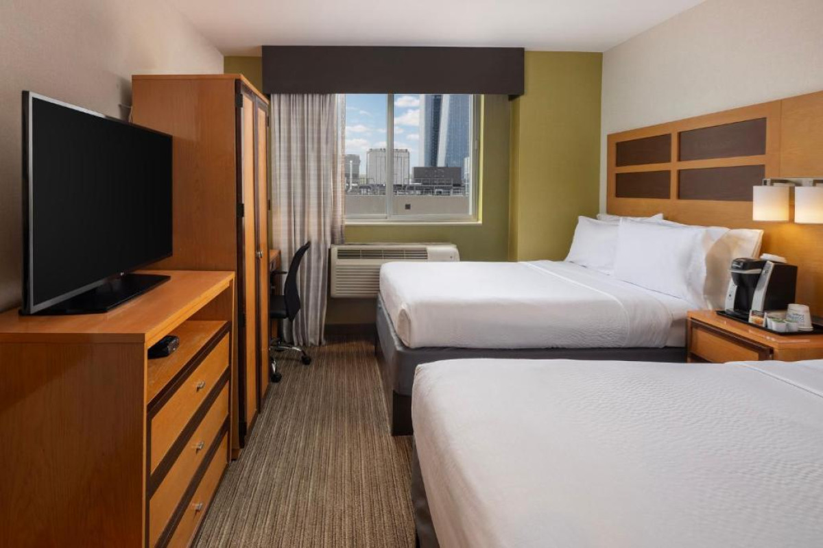Holiday Inn Express - Times Square, an IHG Hotel