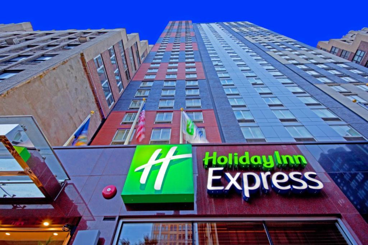 Holiday Inn Express - Times Square, an IHG Hotel
