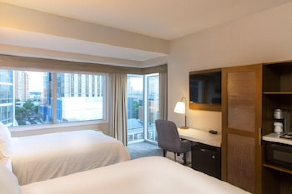 HOLIDAY INN NEW ROCHELLE