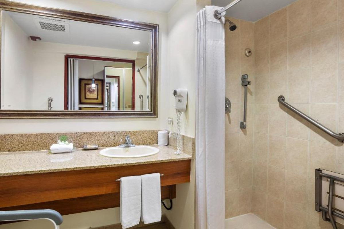 Holiday Inn Panama Canal