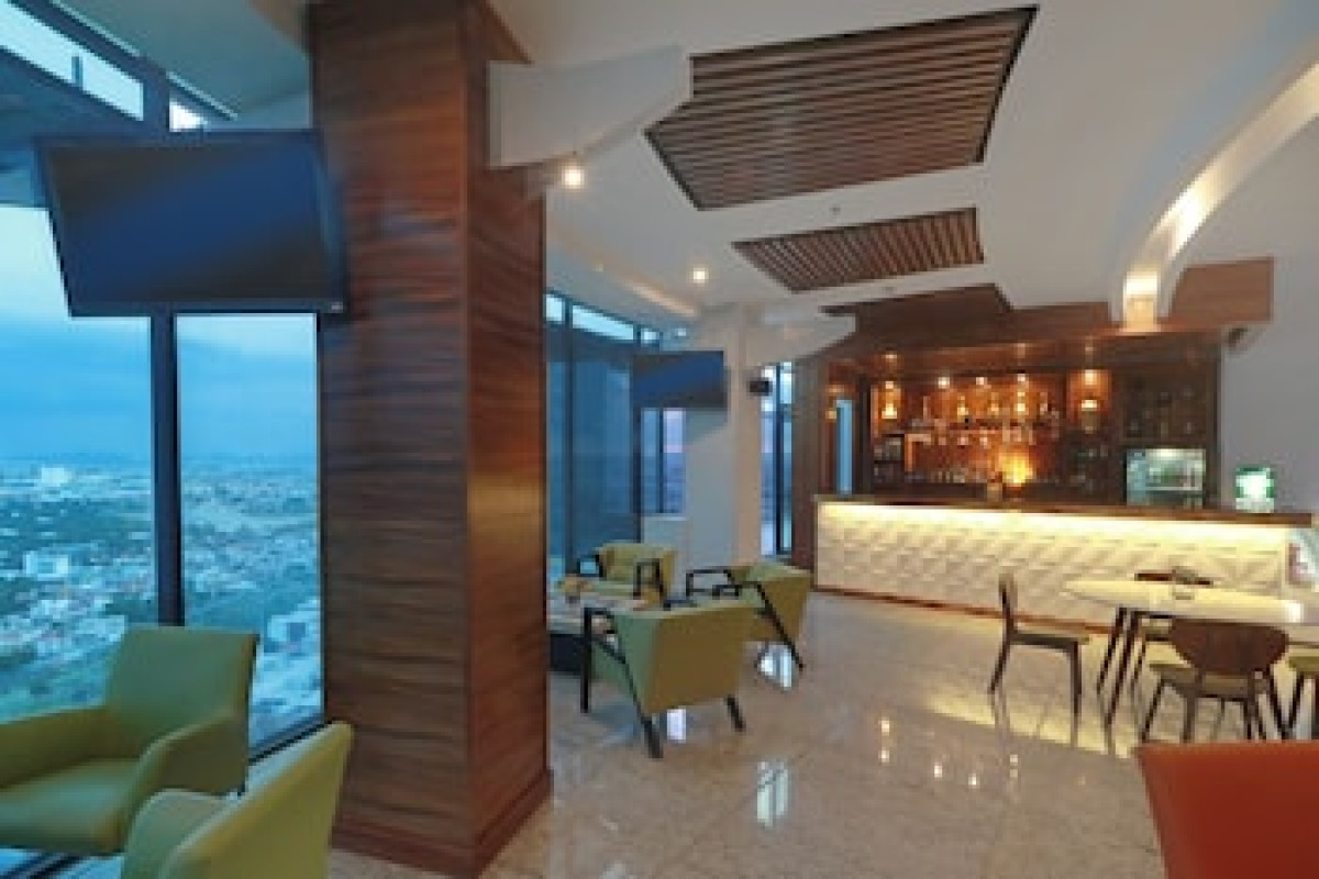 HOLIDAY INN QUERETARO ZONA DIAMANTE