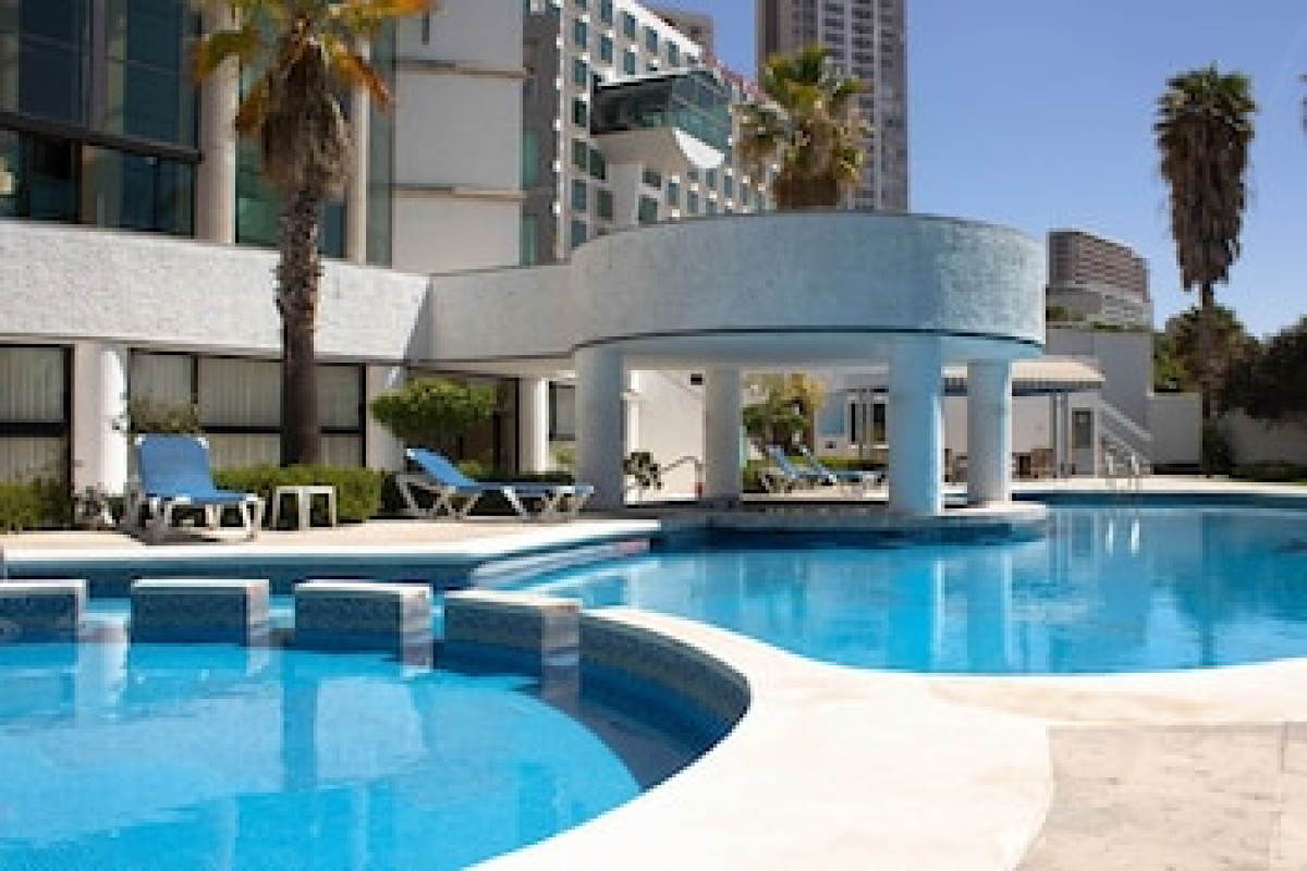 HOLIDAY INN QUERETARO ZONA DIAMANTE