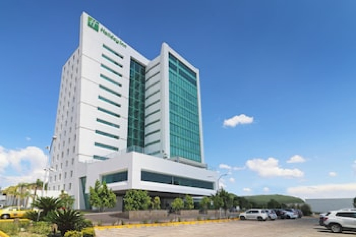 HOLIDAY INN QUERETARO ZONA KRYSTAL