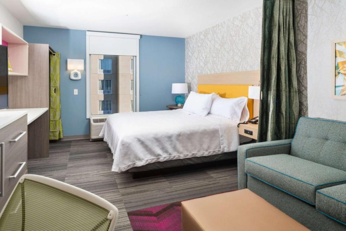 Home2 Suites By Hilton Newark Airport