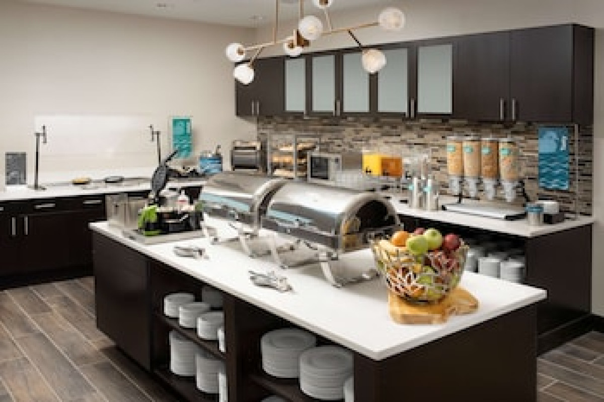 HOMEWOOD SUITES BY HILTON KANSAS CITY SPEEDWAY