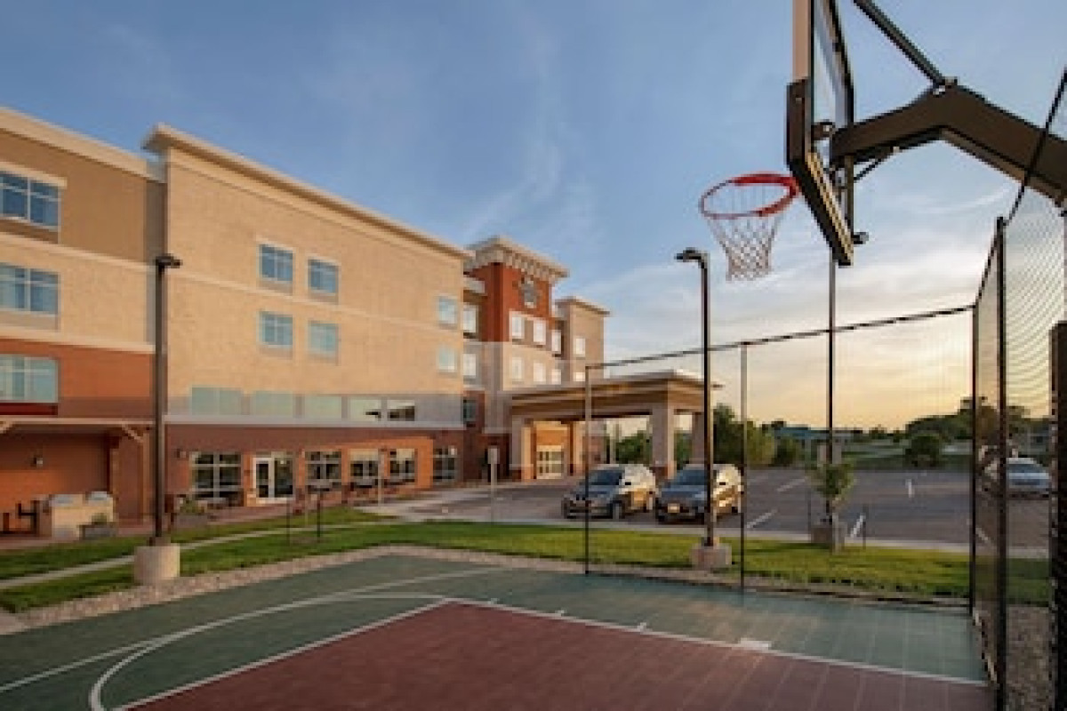 HOMEWOOD SUITES BY HILTON KANSAS CITY SPEEDWAY
