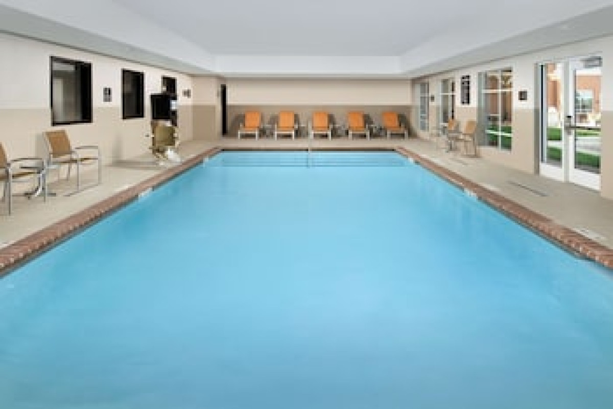 HOMEWOOD SUITES BY HILTON KANSAS CITY SPEEDWAY