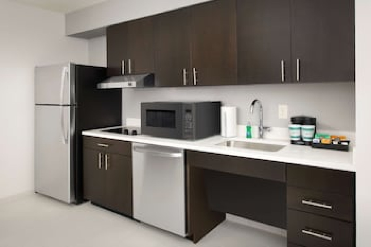 HOMEWOOD SUITES BY HILTON KANSAS CITY SPEEDWAY