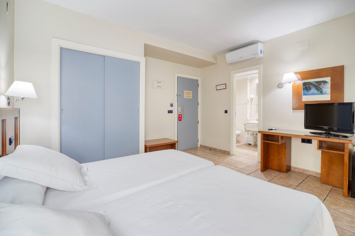 Hospedium Hotel Abril