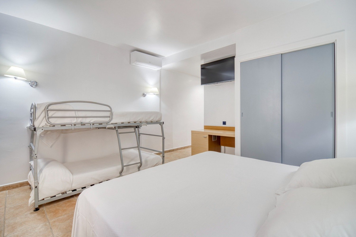 Hospedium Hotel Abril