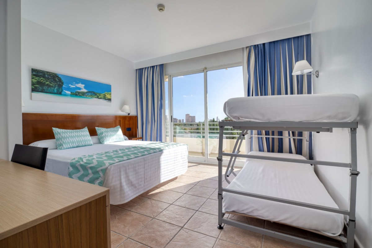 Hospedium Hotel Abril