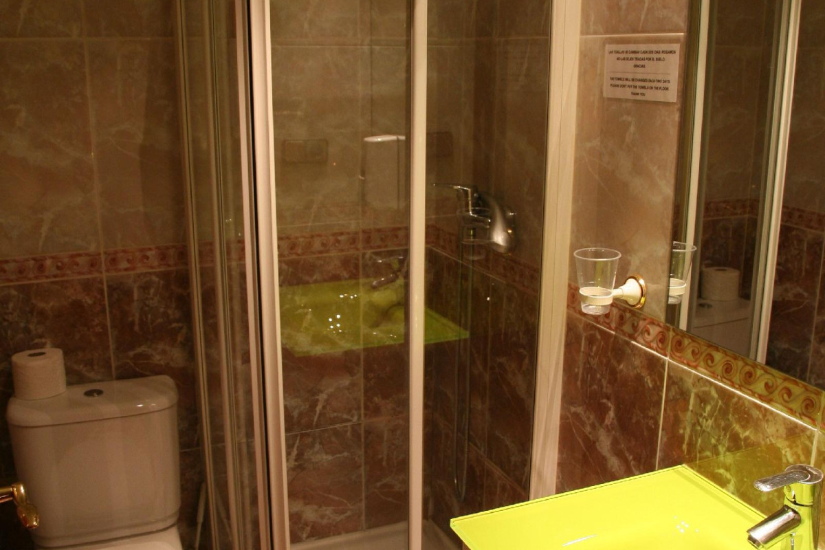 Hostal Acella
