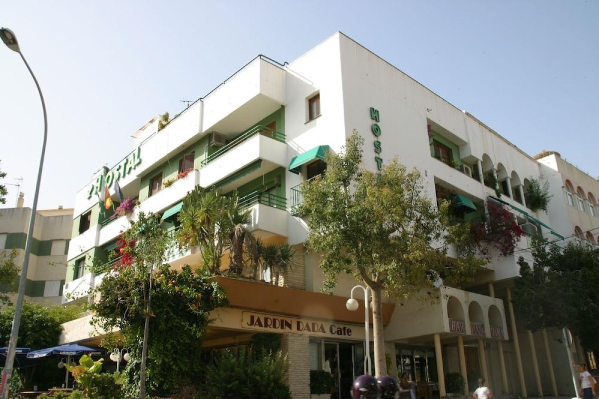 HOSTAL ALHAMBRA