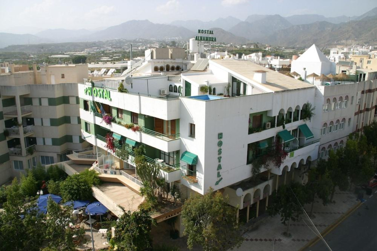 HOSTAL ALHAMBRA