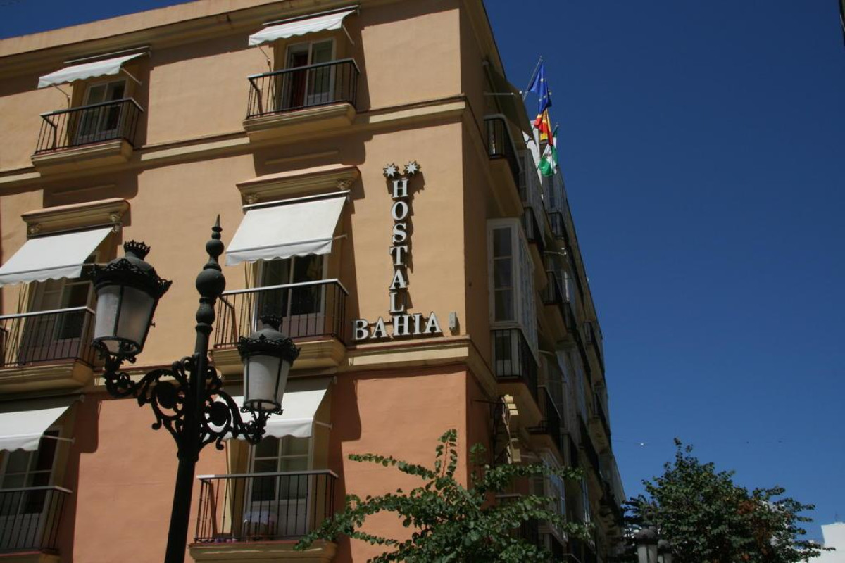 HOSTAL BAHIA