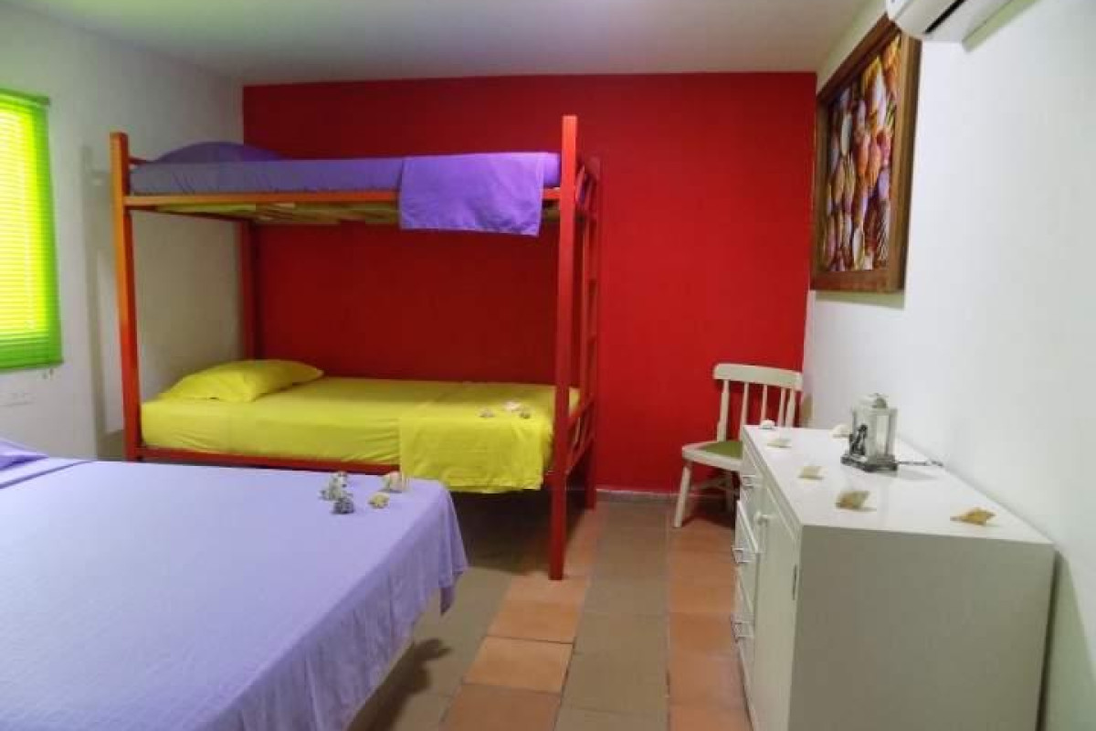 Hostal Caracoles