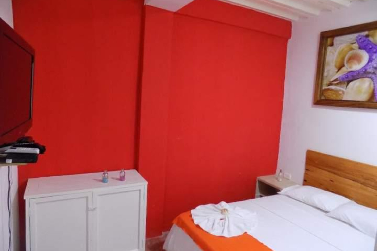 Hostal Caracoles