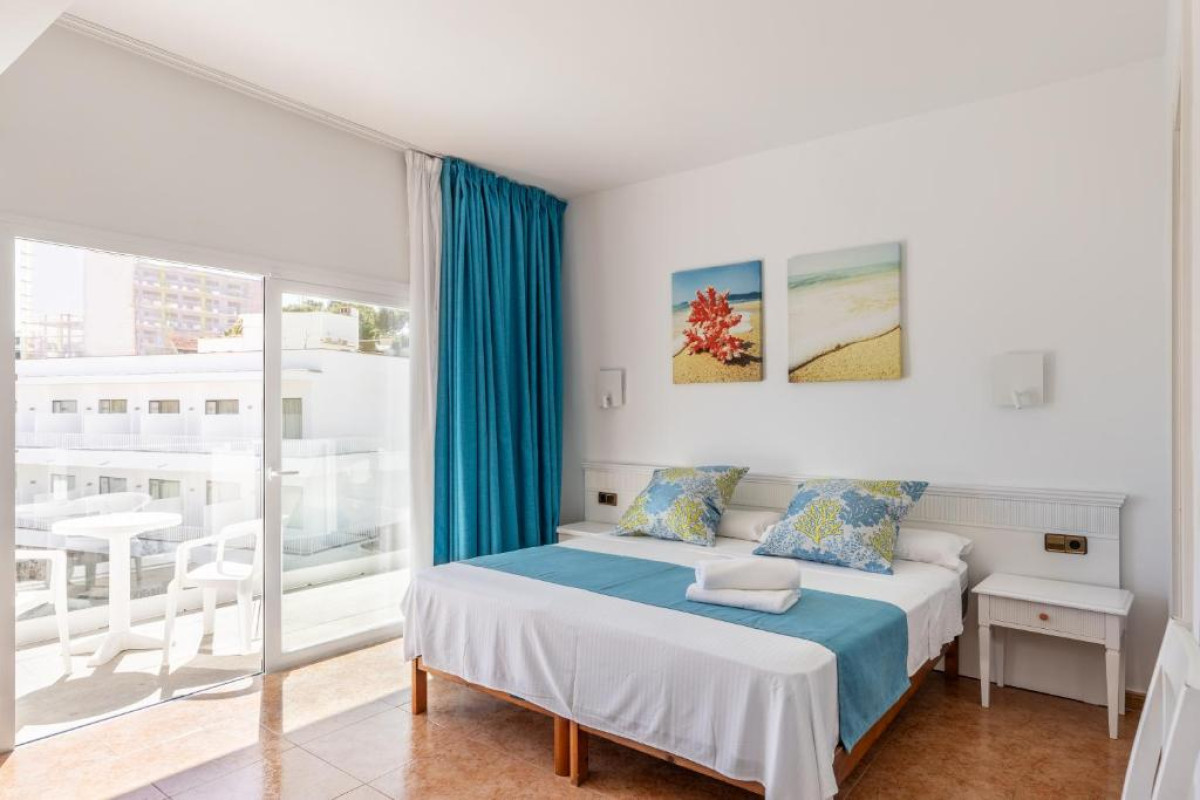 Hostal Neptuno Paguera