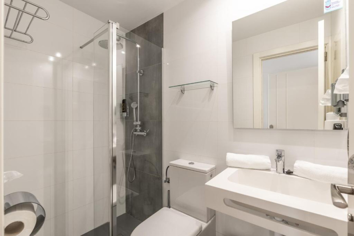Hostal Neptuno Paguera