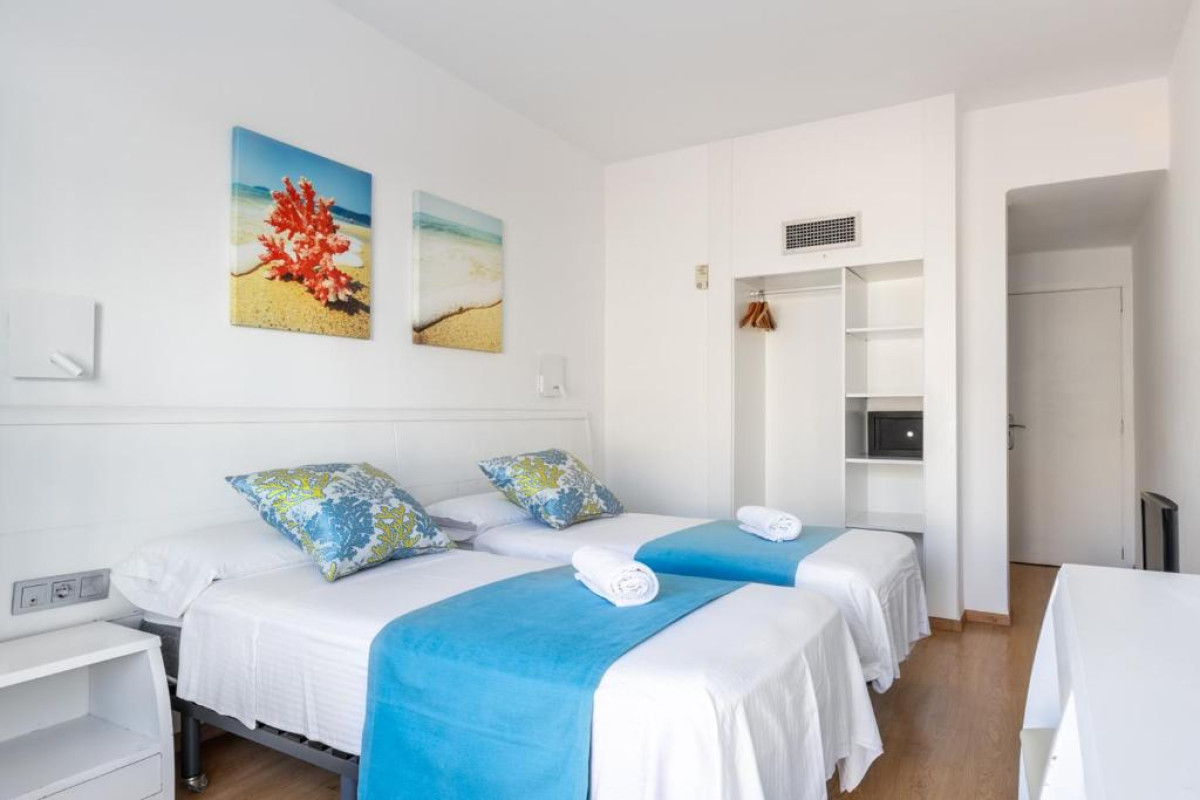 Hostal Neptuno Paguera