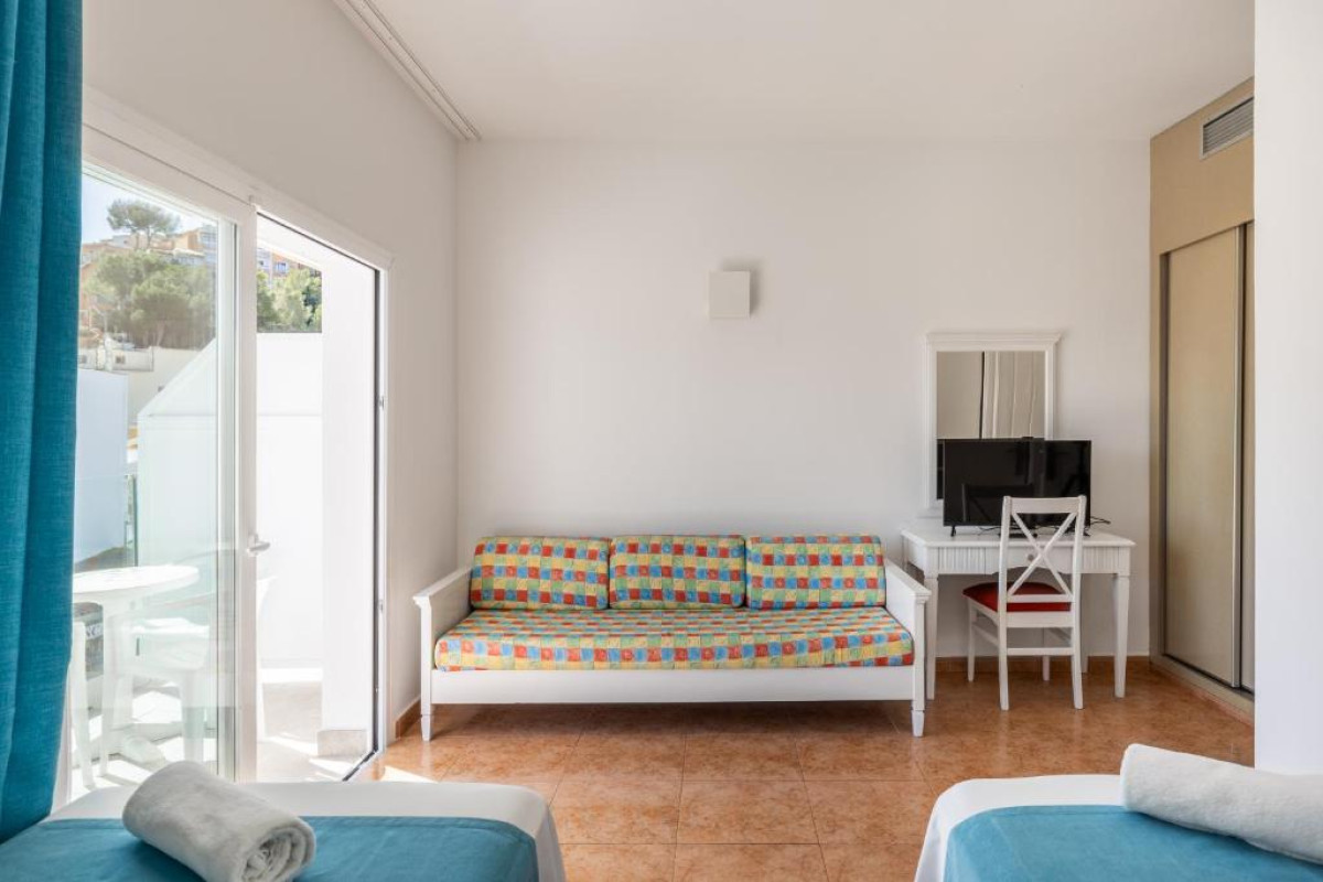Hostal Neptuno Paguera