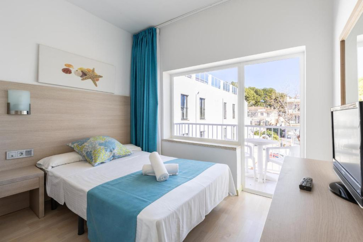 Hostal Neptuno Paguera