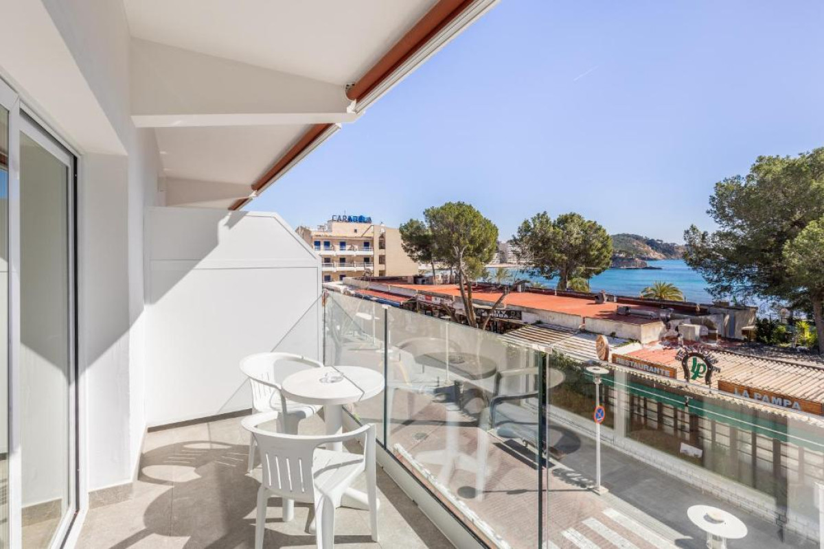 Hostal Neptuno Paguera