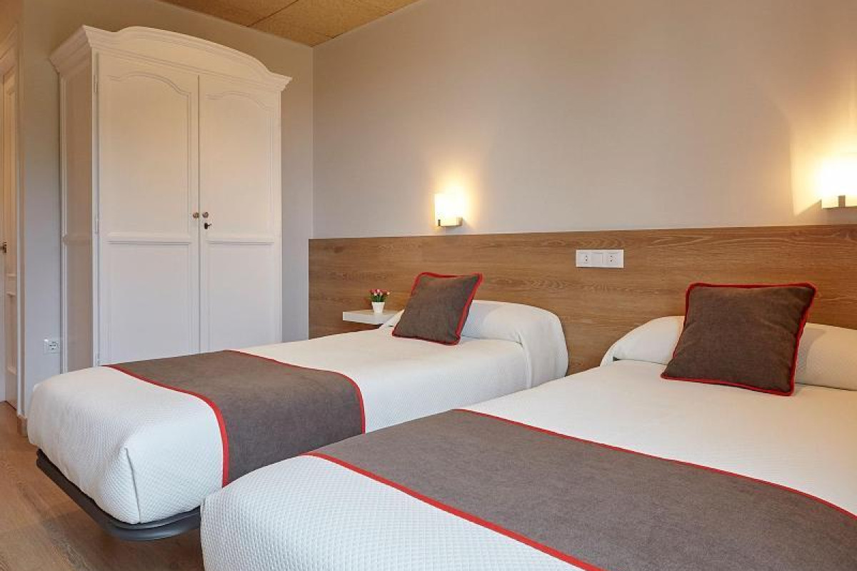 Hostal Nobadis