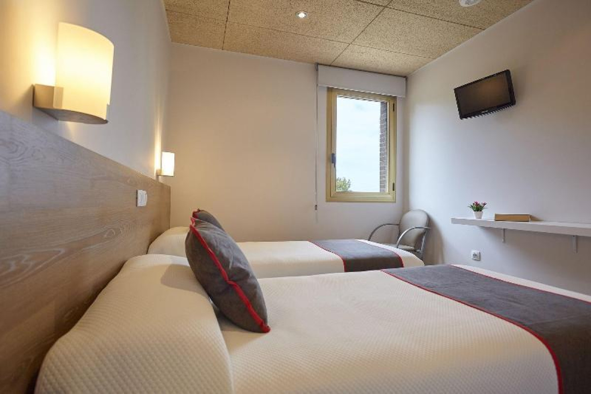 Hostal Nobadis