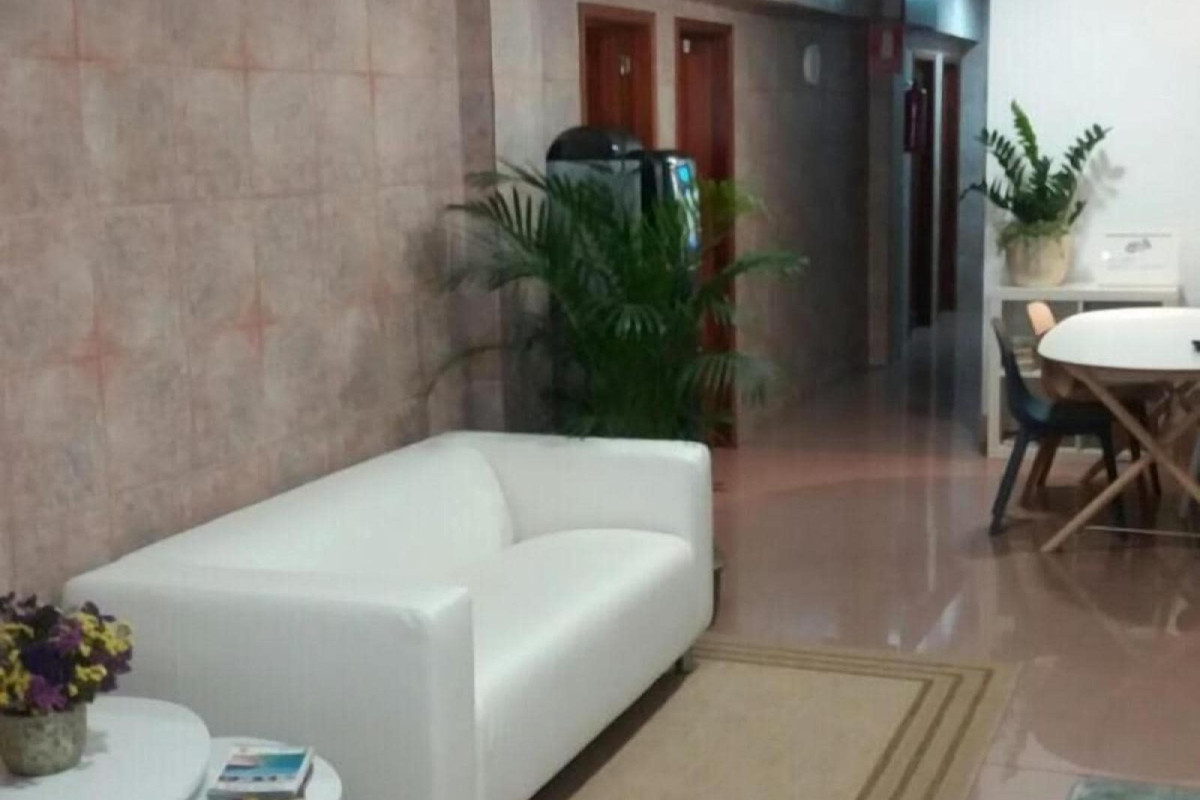 Hostal Residencia Cardona