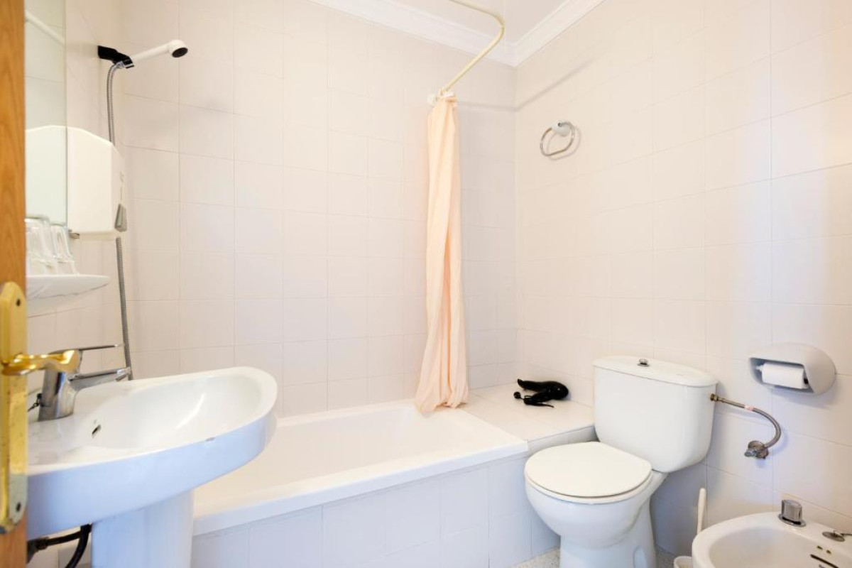 Hostal Residencia Sutimar