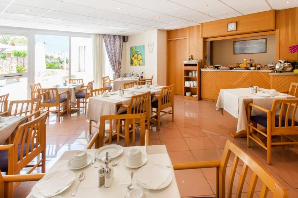 Hostal Residencia Sutimar