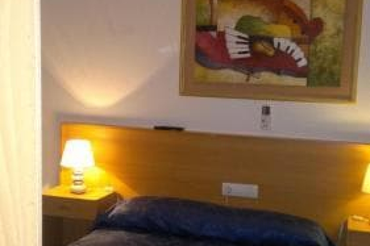 Hostal Residencial Rr