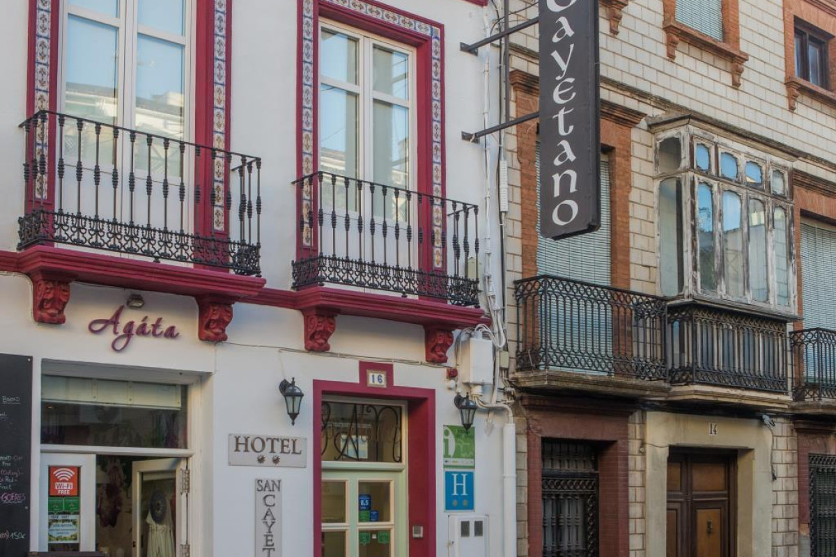 Hostal San Cayetano