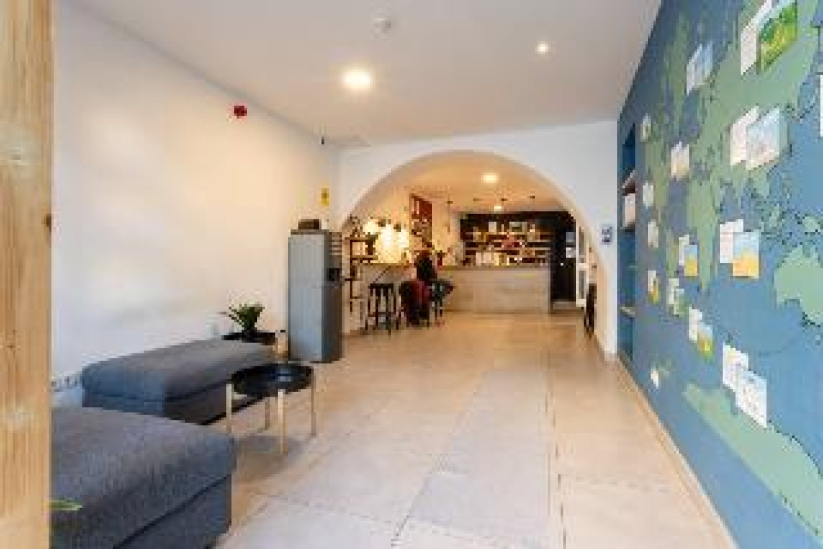 Hostellicious