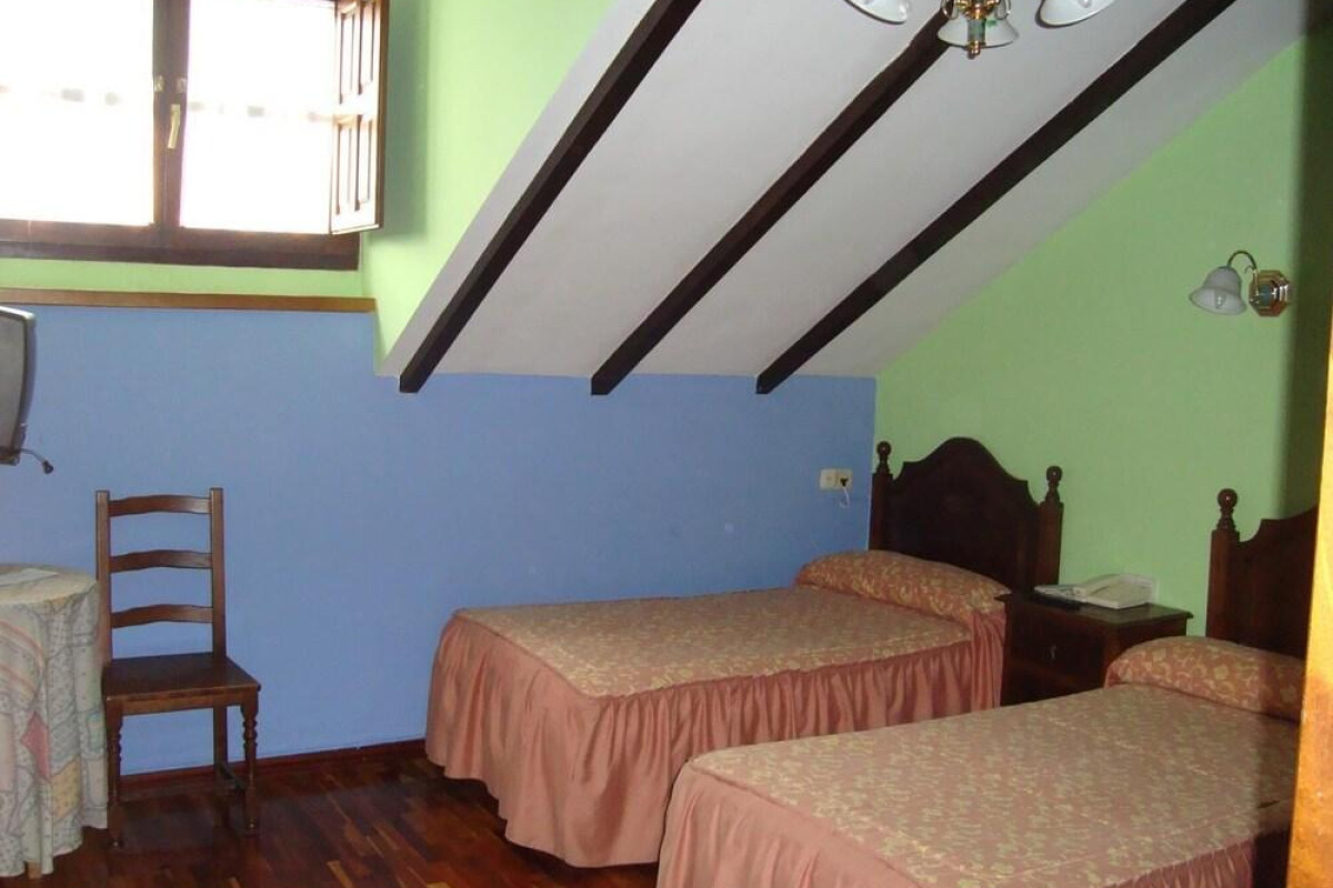 Hosteria Peña Sagra