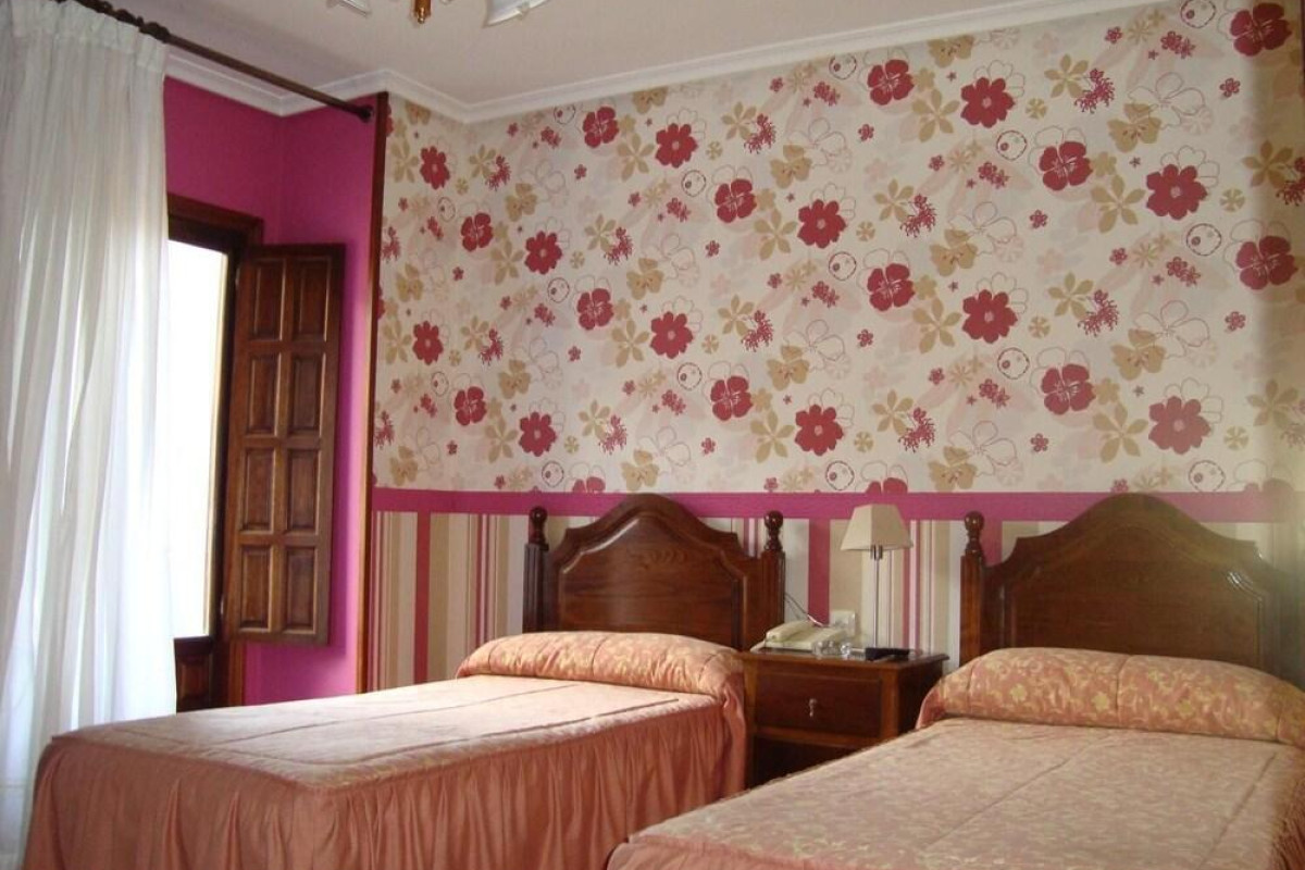 Hosteria Peña Sagra