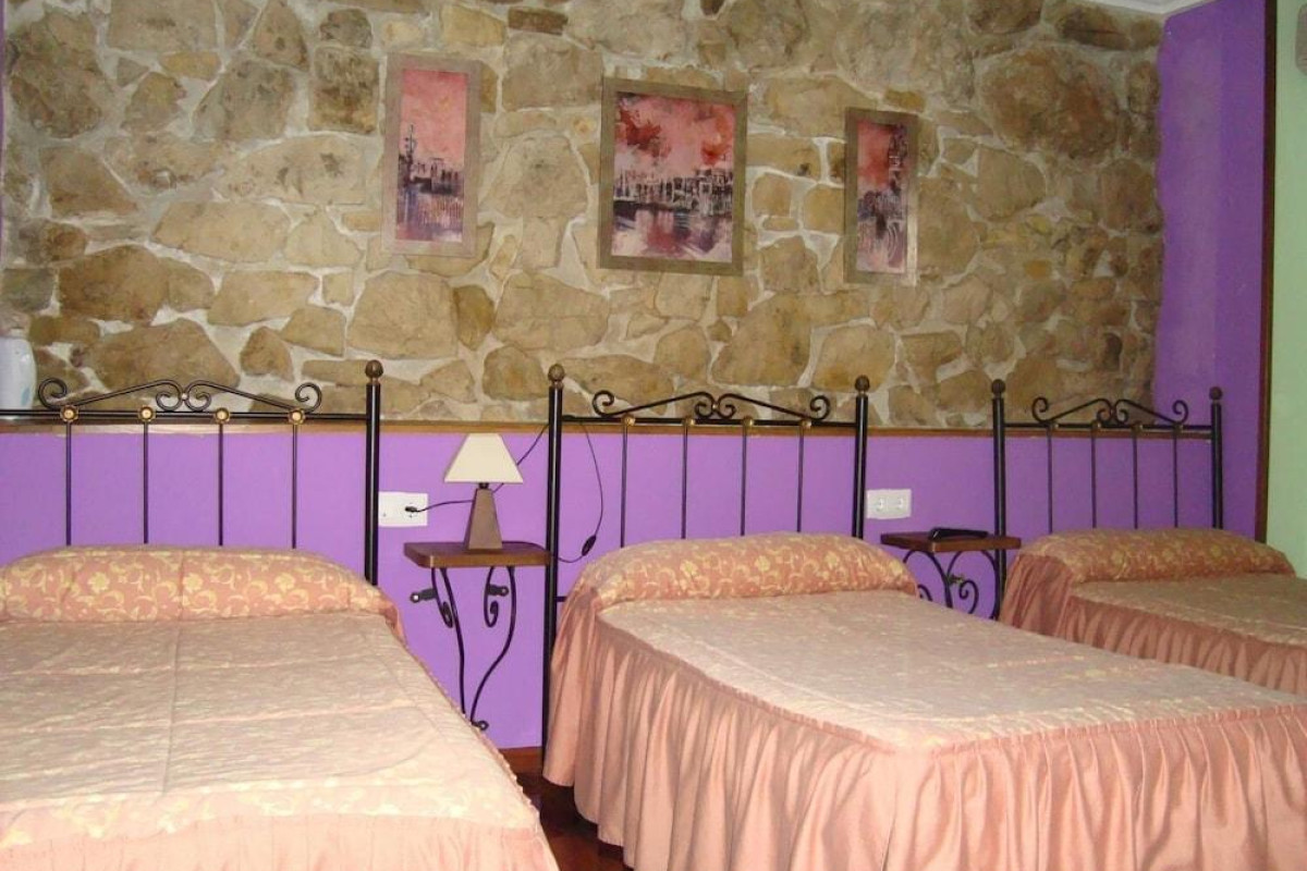 Hosteria Peña Sagra
