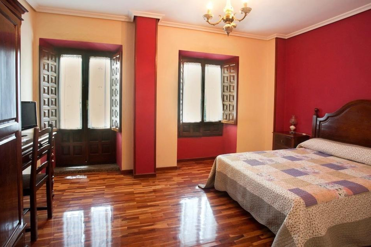 Hosteria Peña Sagra